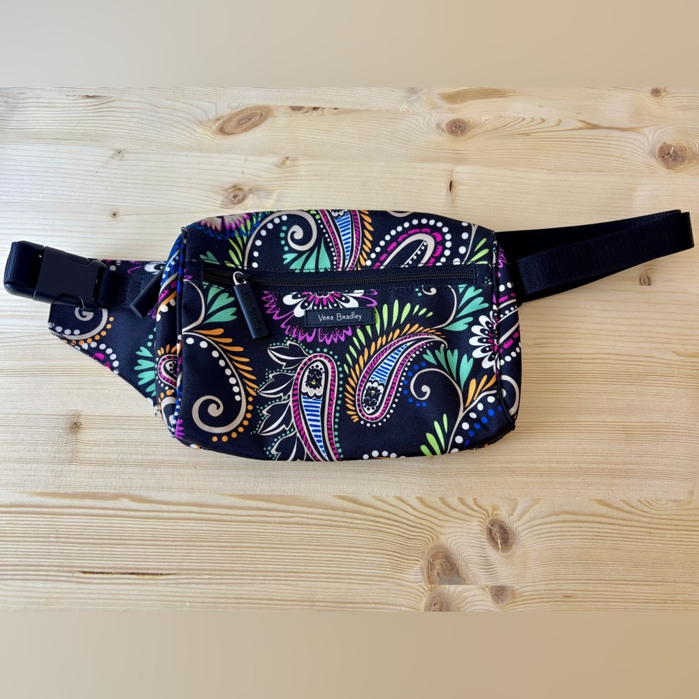 Adorable Vera Bradley Paisley Print Fanny Pack- Print name is “Bandana Swirl”